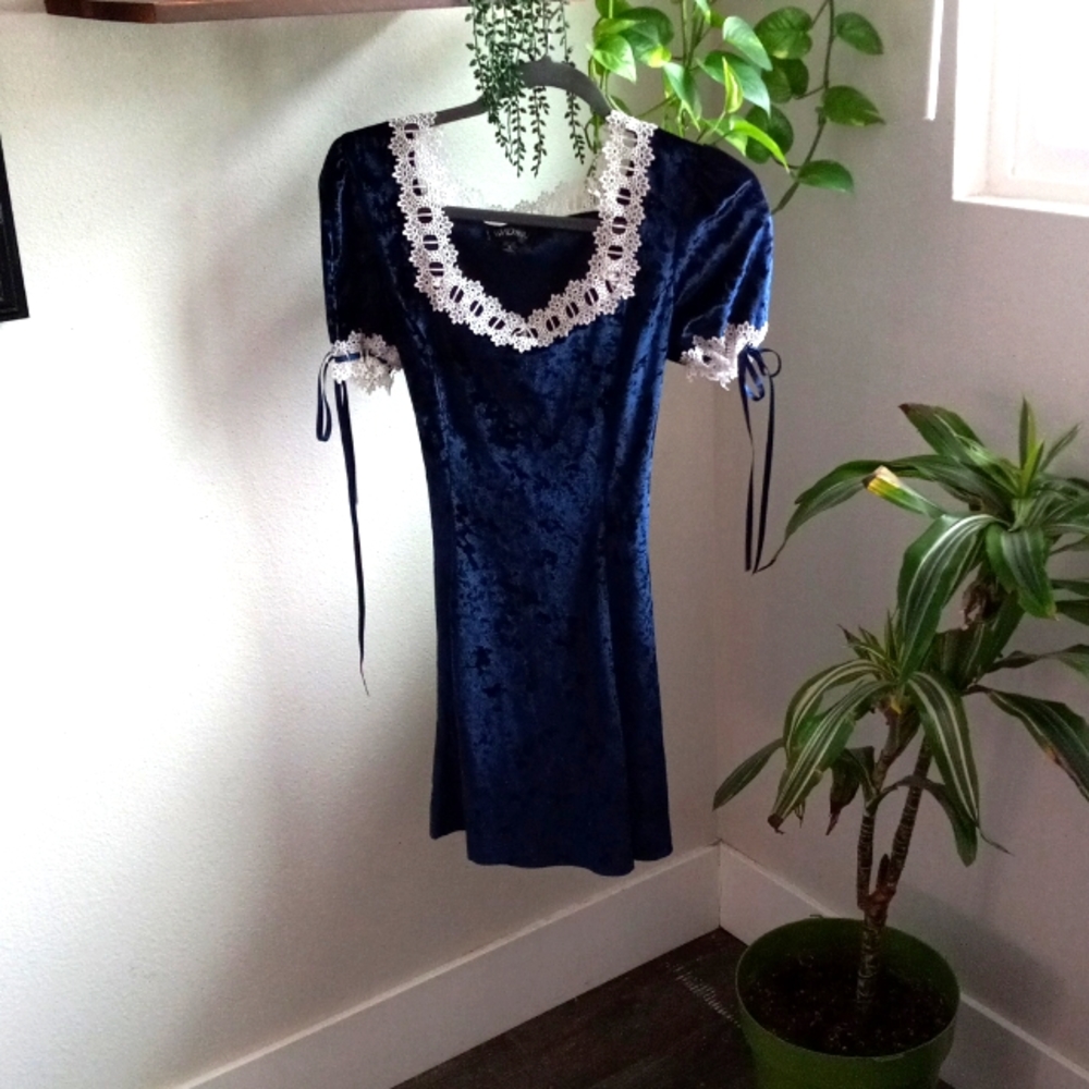 Vintage velvet dress